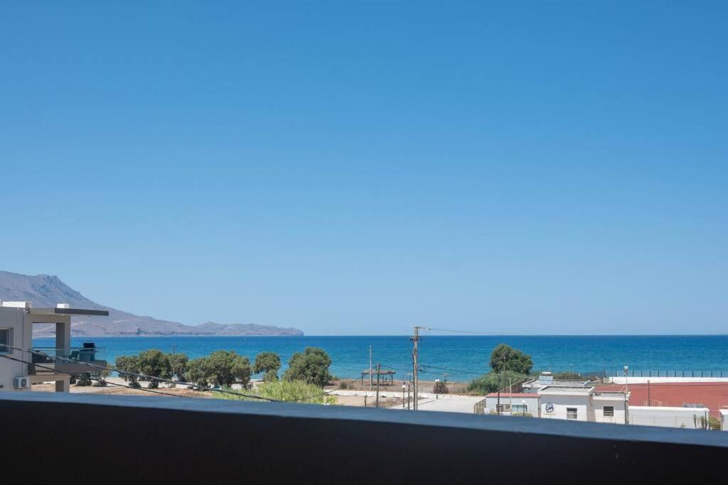 Smell Of The Sea Apartment Kissamos Exterior photo