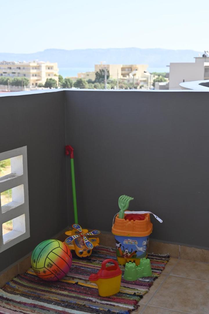 Smell Of The Sea Apartment Kissamos Exterior photo